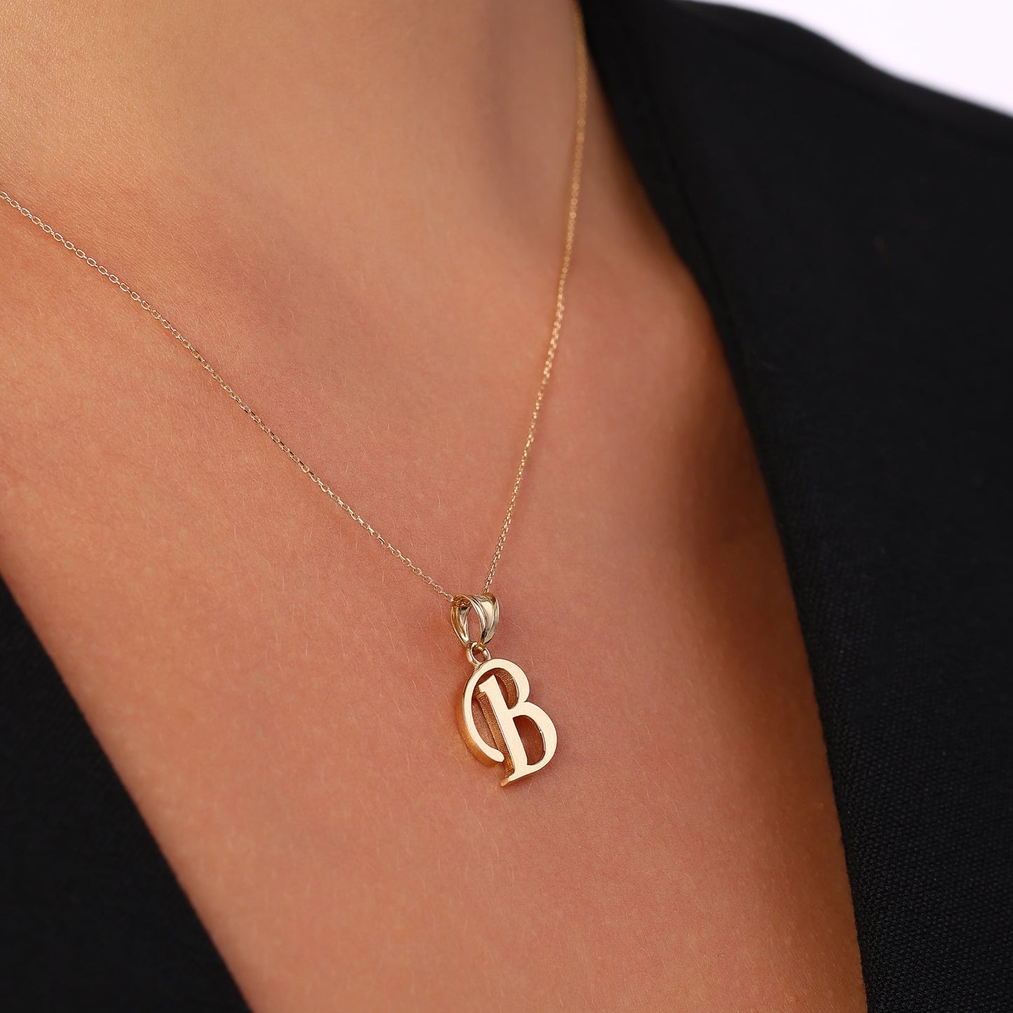 IT GIRL LETTERS B