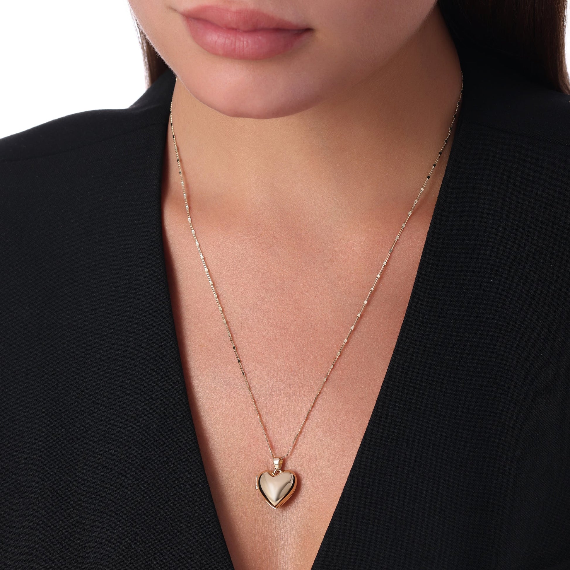 LOVE PENDANT